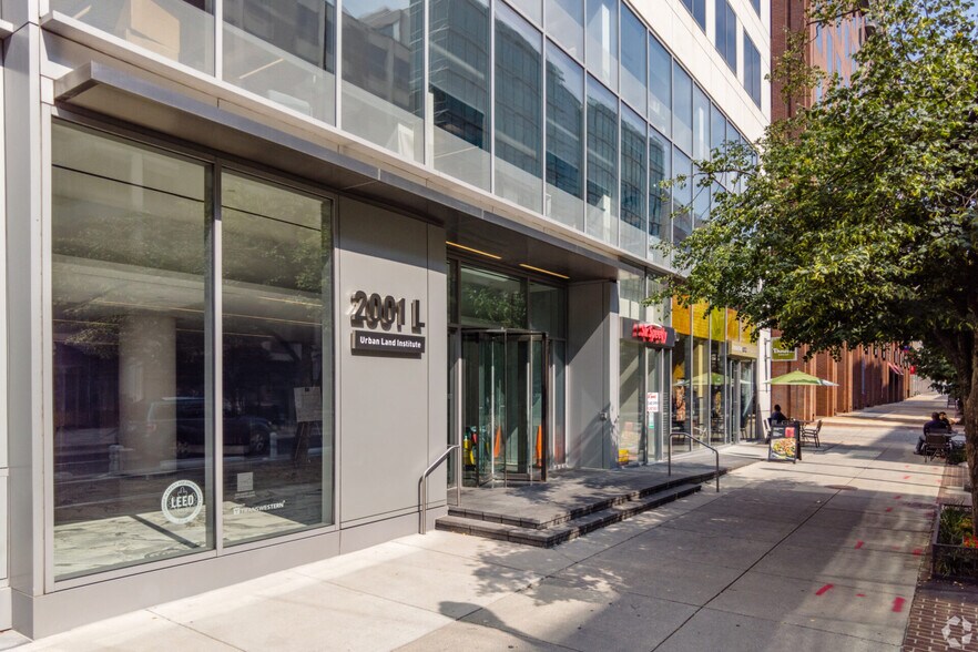 More Photos Of 2001 L St NW, Washington Coworking Space