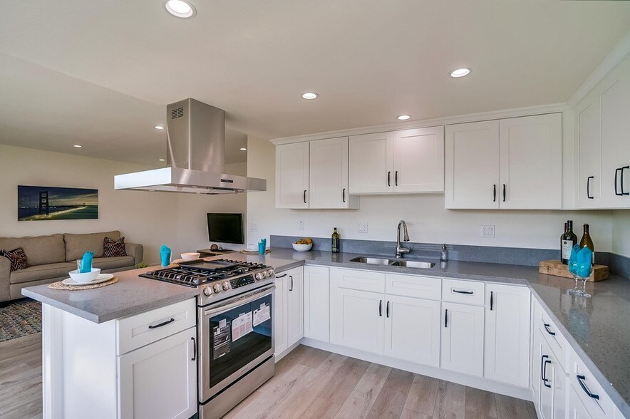 More Photos Of 1512 Sherman Pl, Long Beach Apartments For Sale