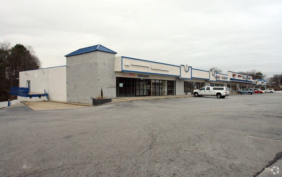 More Photos Of 4013 Jonesboro Rd, Forest Park Unknown For Lease