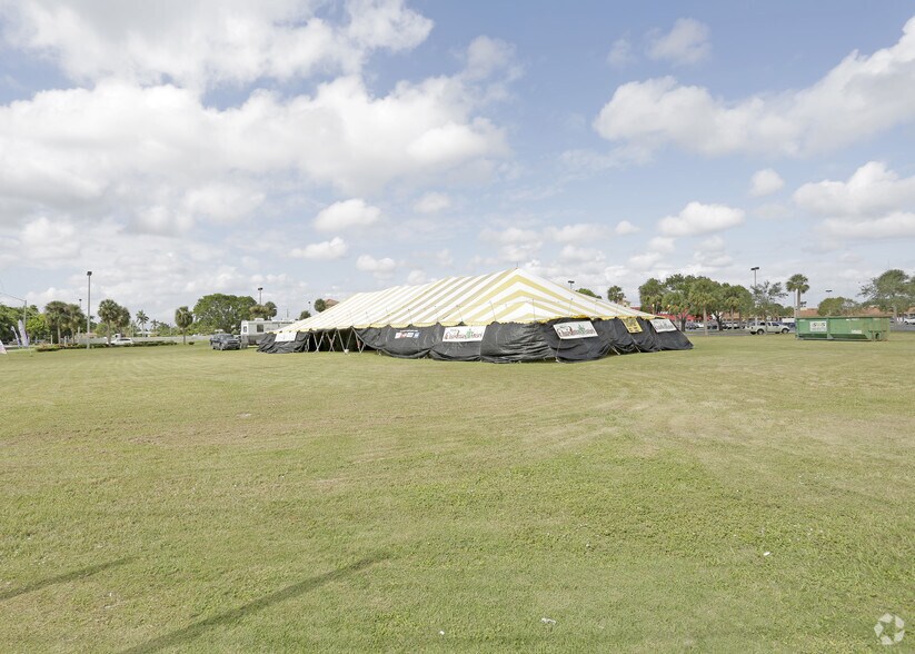 More Photos Of Old Dixie Hwy @ SW 304th St, Homestead Land For Lease