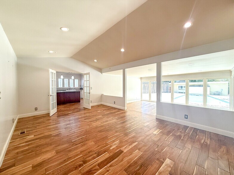 More Photos Of 1257 Magnolia St, San Carlos Land For Sale