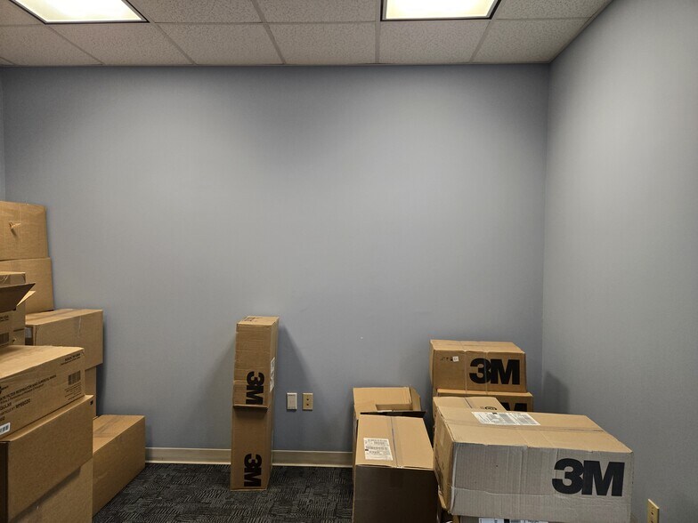 More Photos Of 176 Health Care Ln, Martinsburg Office For Sale