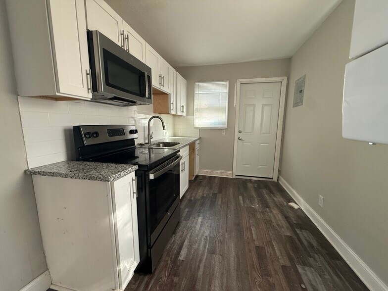 More Photos Of 2479 Julia Ave, Charlotte Apartments For Sale