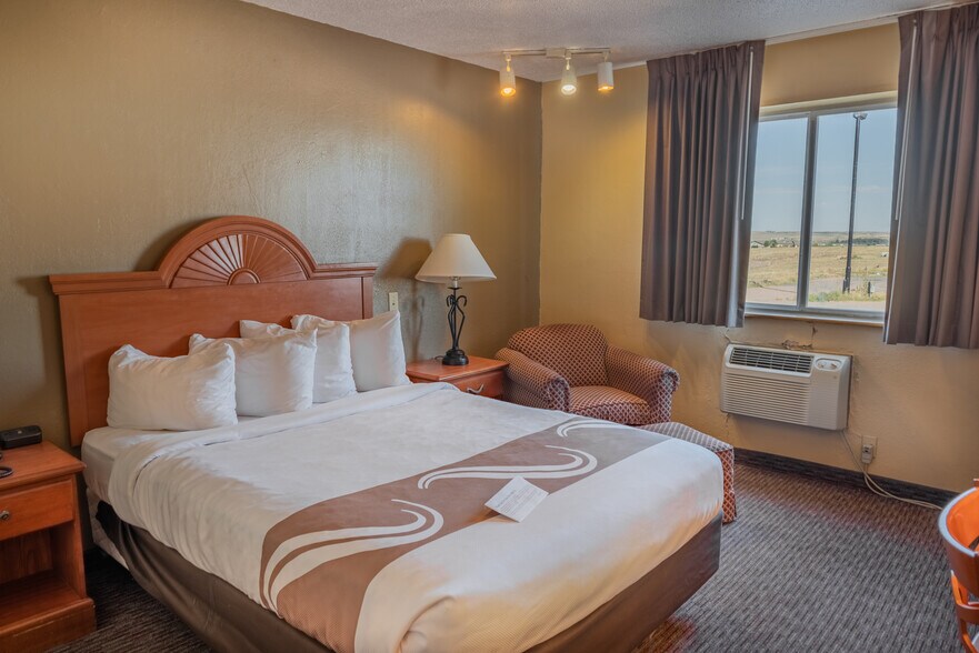 More Photos Of 730 E Jennifer Ln, Sidney Hotel For Sale