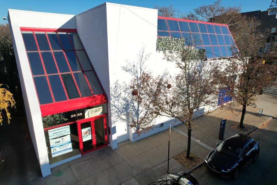 Primary Photo Of 38-50 Bell Blvd, Bayside Storefront Retail Office For Lease