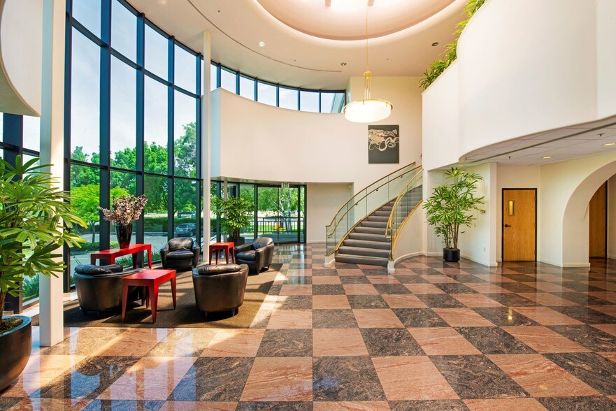 More Photos Of 1304 Southpoint Blvd, Petaluma Office For Lease