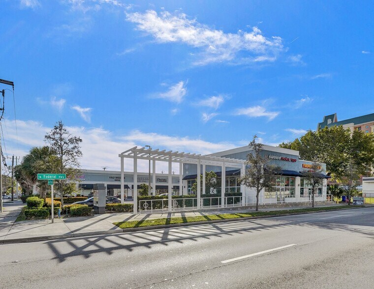 Primary Photo Of , Fort Lauderdale General Retail For Sale