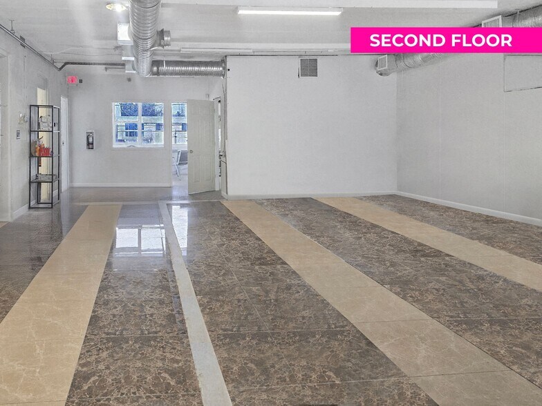 More Photos Of 10762 82nd Ave NW, Edmonton Storefront Retail Office For Lease