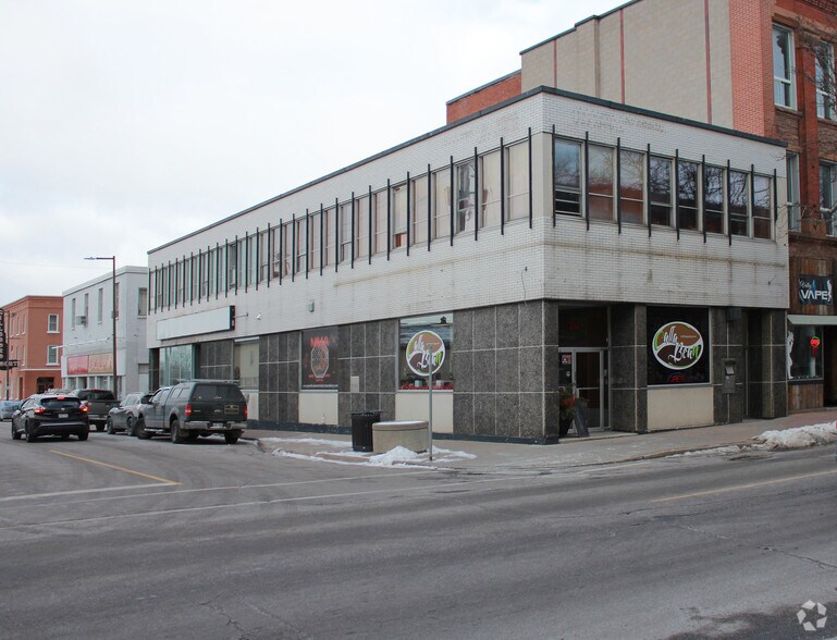 Primary Photo Of 79 Pembroke St W, Pembroke Storefront Retail Residential For Lease