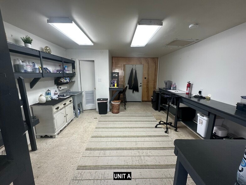 More Photos Of 618 Main St, Bayboro Storefront Retail Office For Sale