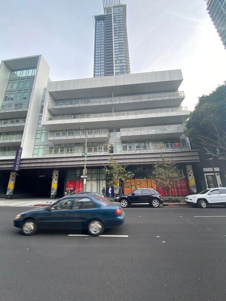 More Photos Of 825 S Hill St, Los Angeles Apartments For Lease