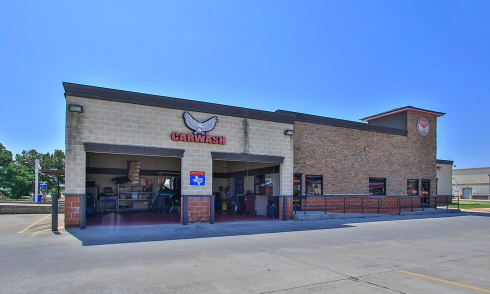 More Photos Of 2858 Treaschwig Rd, Houston Carwash For Sale