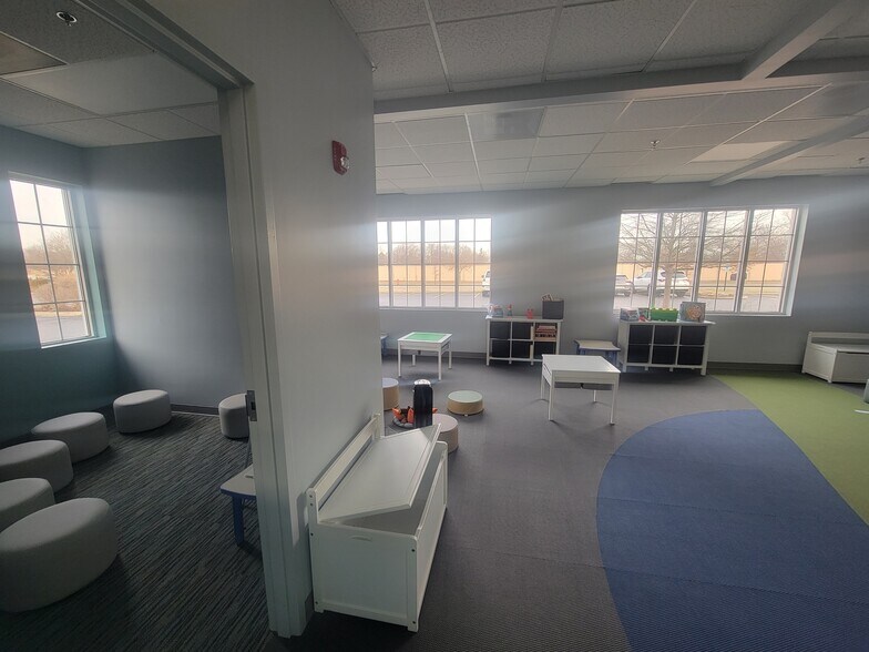 More Photos Of 10043 Lincoln Hwy, Frankfort Medical For Sale