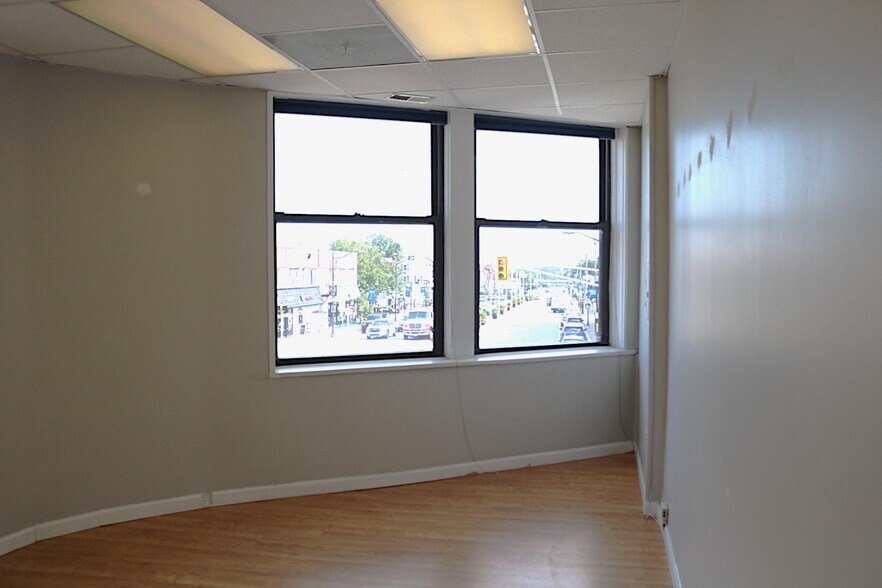 More Photos Of 2002 Morris Ave, Union Township Storefront Retail Office For Lease