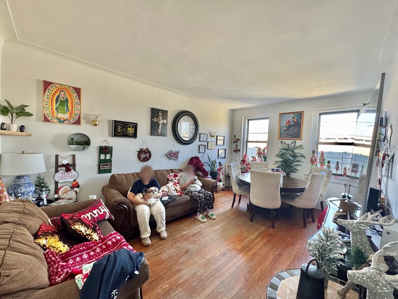 More Photos Of 75 Grant Ave, Brooklyn Apartments For Sale