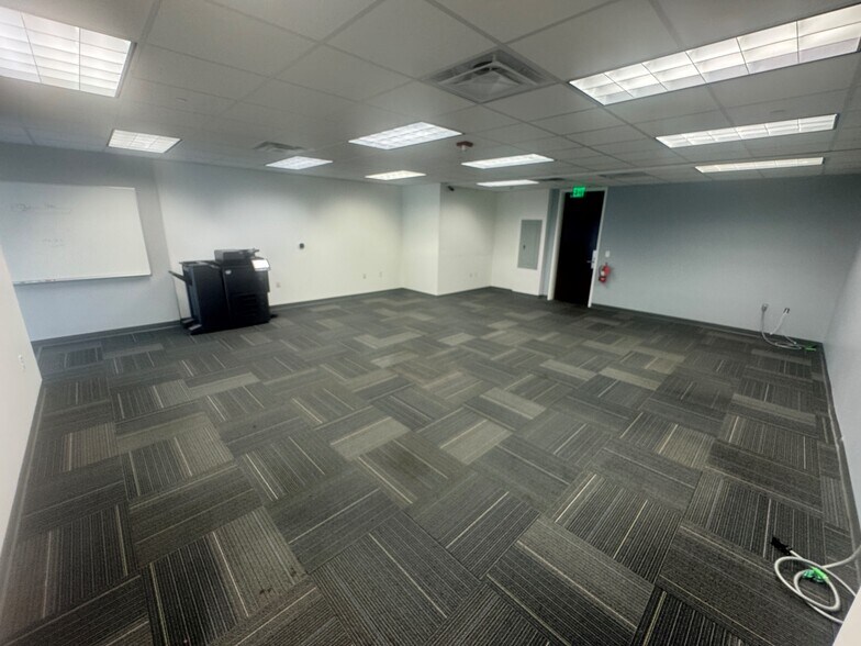 More Photos Of 1208 E Kennedy Blvd, Tampa Apartments For Lease