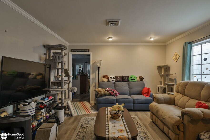 More Photos Of 1337 Washington St, Easton Multifamily For Sale