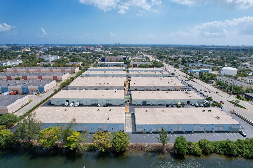 More Photos Of 1200-1340 Stirling Rd, Dania Beach Unknown For Lease