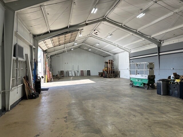 More Photos Of 1465 Cornell Rd, Howard Warehouse For Sale