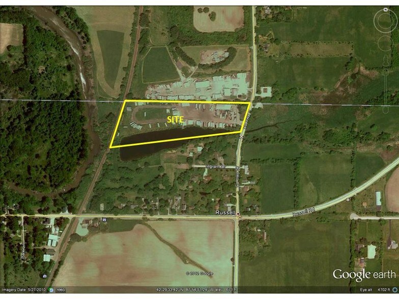 More Photos Of 43410 N Kilbourne Rd, Russell Warehouse For Lease