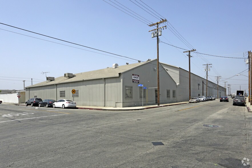 Primary Photo Of 2040-2068 E 37th St, Vernon Warehouse For Lease
