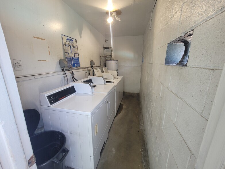 More Photos Of 1881 Loma Vista St, Riverside Apartments For Sale