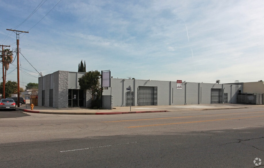 Primary Photo Of 7456 Valjean Ave, Van Nuys Warehouse For Lease