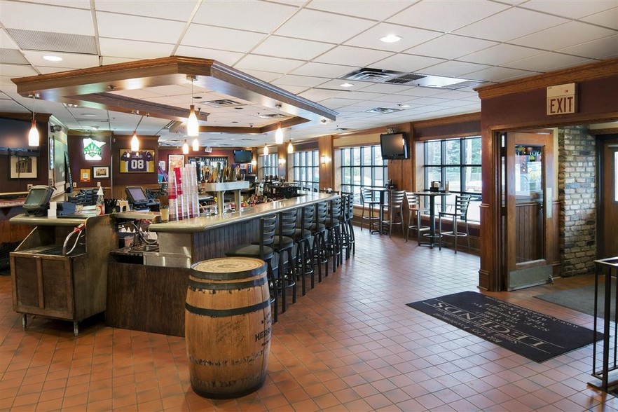 More Photos Of 301 Harrison St NE, Minneapolis Restaurant For Sale