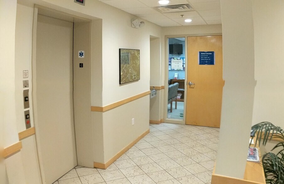 More Photos Of 1565 Main St, Tewksbury Medical For Sale