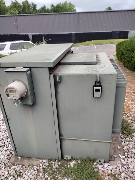 More Photos Of 4211 Jvl Industrial Park Dr, Marietta Warehouse For Lease