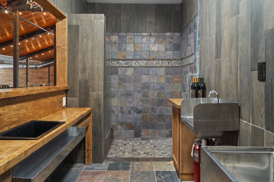 More Photos Of 8123 S Lecanto Hwy, Lecanto Restaurant For Sale