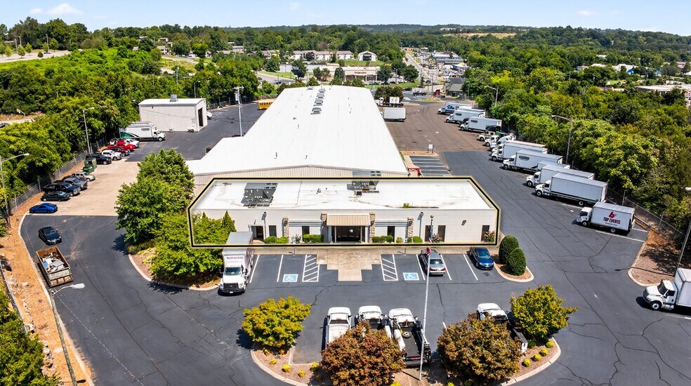 Primary Photo Of 115 Haywood Ln, Antioch Service For Lease