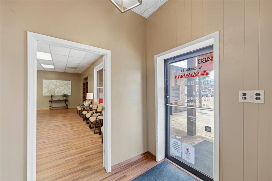More Photos Of 148 W Green St, Hazlehurst Office For Sale