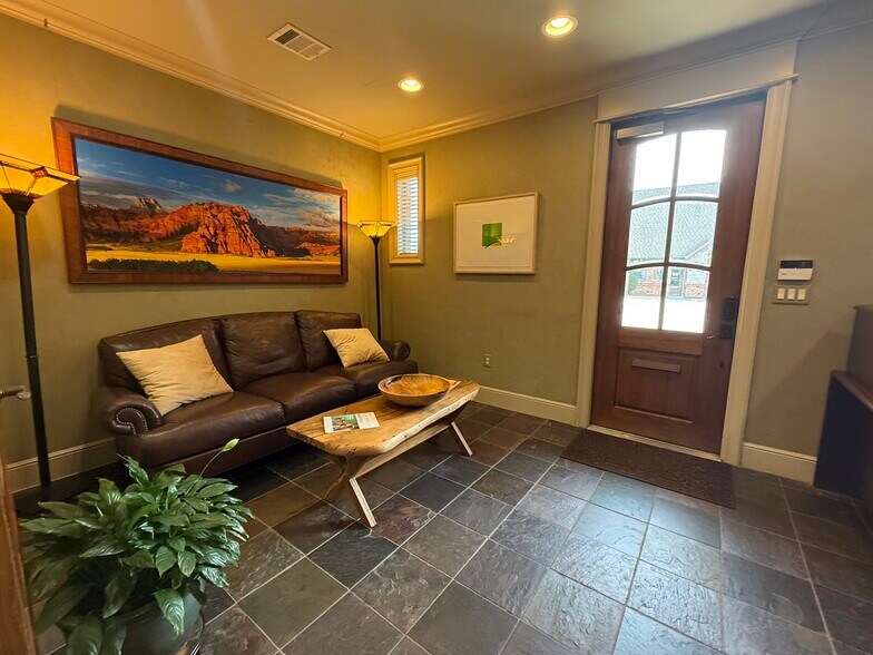 More Photos Of 5592 Davis Blvd, North Richland Hills Office Residential For Sale