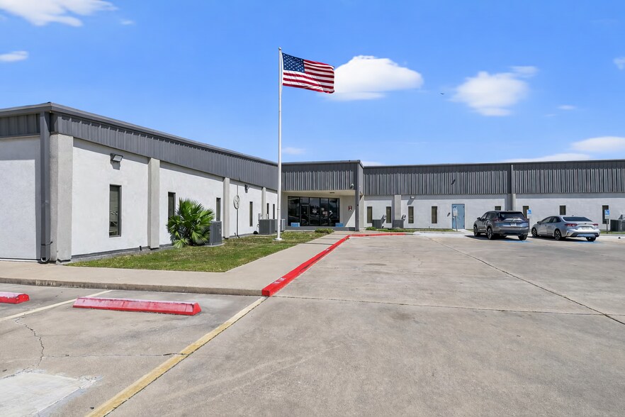 Primary Photo Of 4201 Greenwood Dr, Corpus Christi Office For Sale