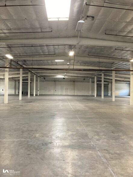 More Photos Of 16400 Garfield Ave, Paramount Warehouse For Sale