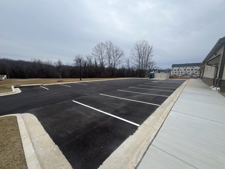 More Photos Of 13710 Little Seneca Parkway, Clarksburg Medical For Lease
