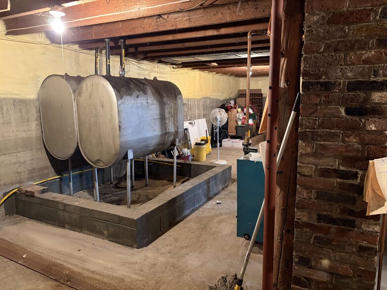 More Photos Of 79 Main St, Stratford Office For Sale