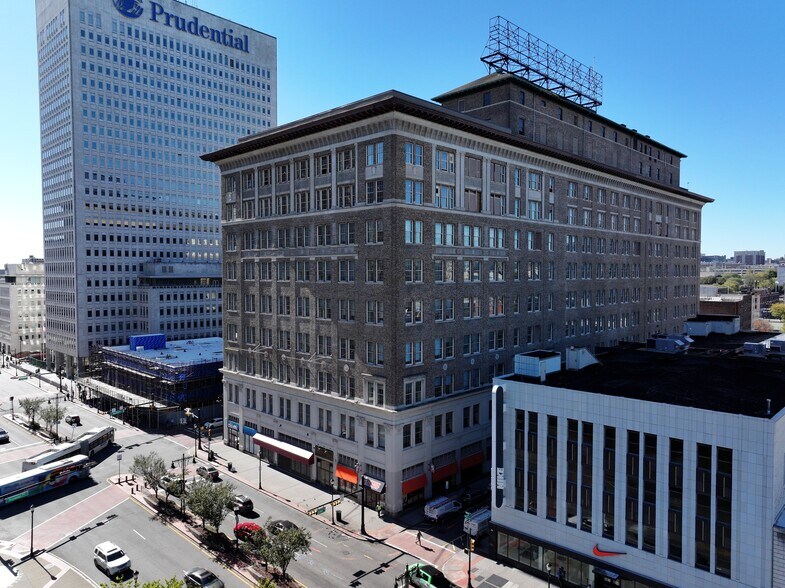 Primary Photo Of 707 Broad St, Newark Office For Lease