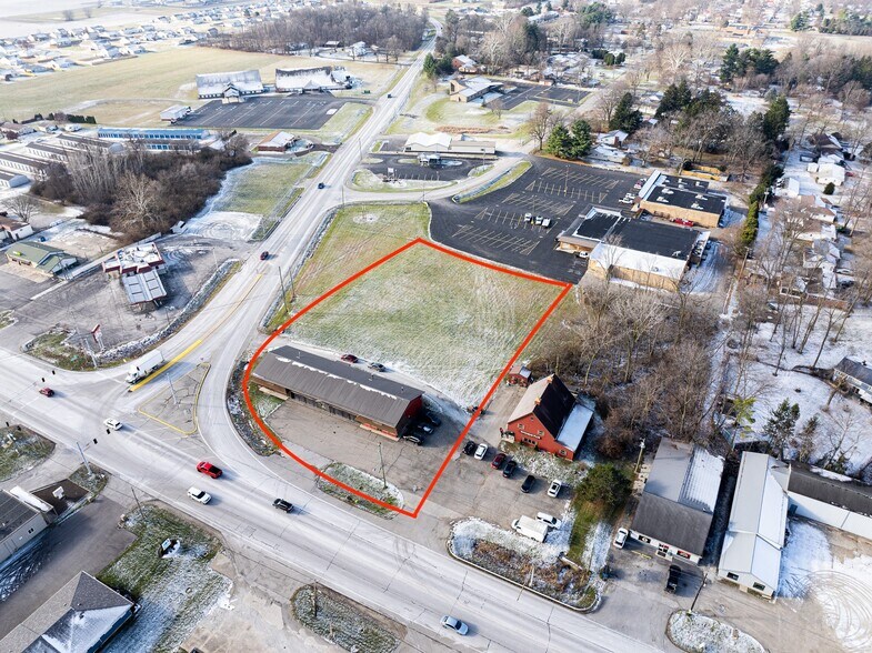 More Photos Of 1770 S Wabash St, Wabash Freestanding For Sale