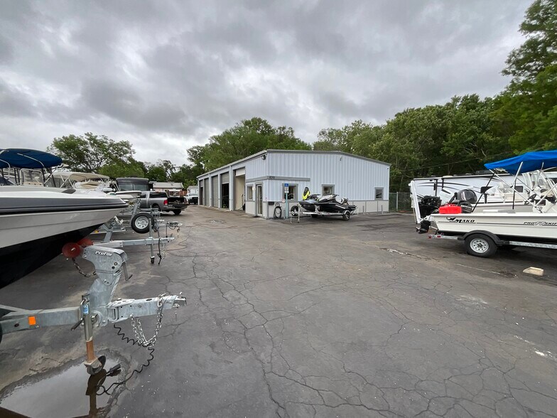 Primary Photo Of 8310 Congress St, Port Richey Self Storage For Sale