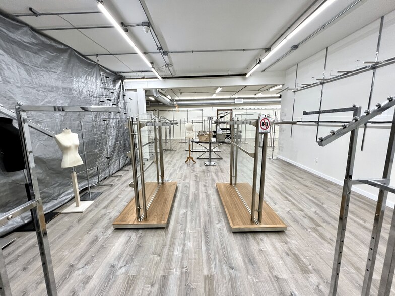 More Photos Of 435 Broadway, Skagway General Retail For Sale