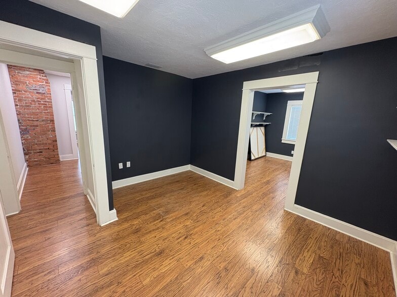 More Photos Of 535 Lafayette Ct, Sarasota Office For Lease