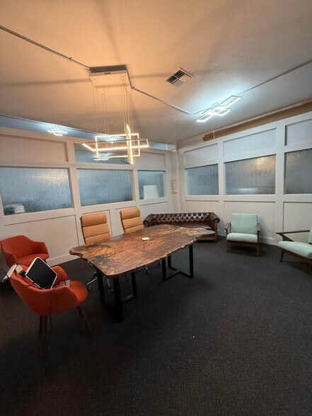 More Photos Of 150 NW 4th St, Prineville Office For Sale