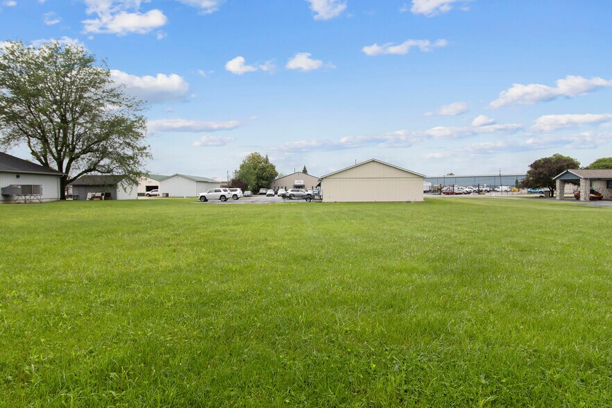 More Photos Of 1225 Ransdell Ct, Lebanon Warehouse For Lease