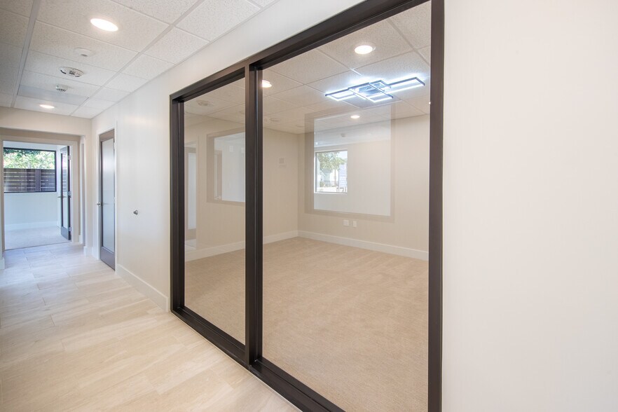 More Photos Of 600 Mill St, Reno Office For Sale