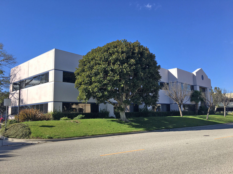 Primary Photo Of 900 Avenida Acaso, Camarillo Office For Sale