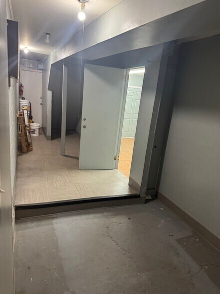 More Photos Of 310-316 Colfax Ave, Clifton Warehouse For Lease