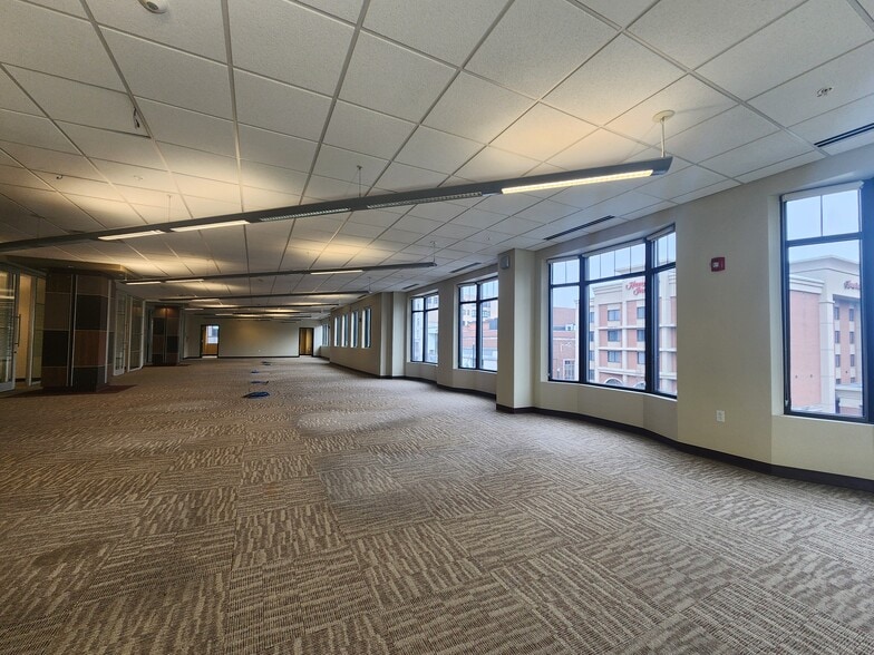 More Photos Of 469 State St, Schenectady Office For Lease