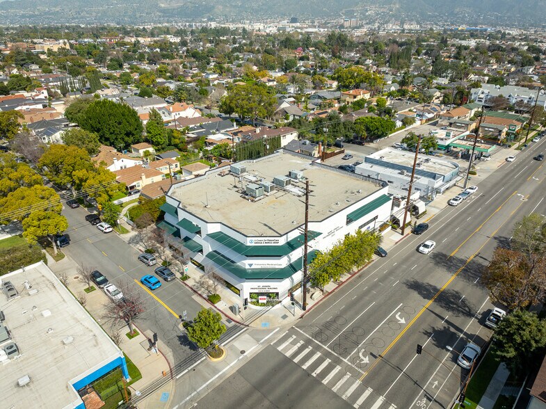 More Photos Of 2031 W Alameda Ave, Burbank Medical For Lease